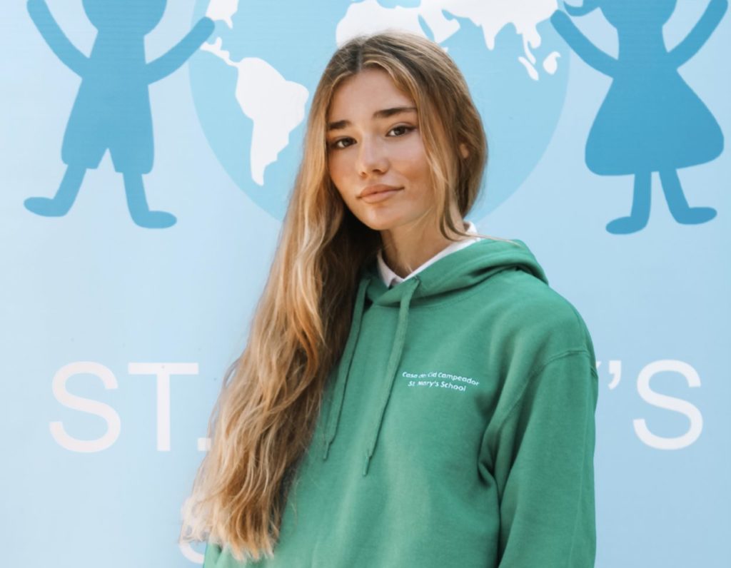 Sudadera Solidaria - St. Mary's School x La Casa Azul