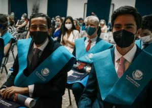 graduacion 2122 7 400x284